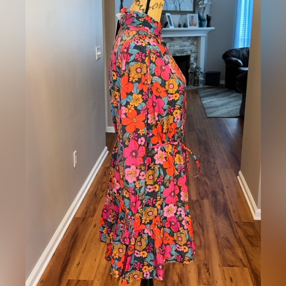 Fate NWT Full in Bloom long balloon sleeve ruffle button down tie waist dress, M - Picture 5 of 11